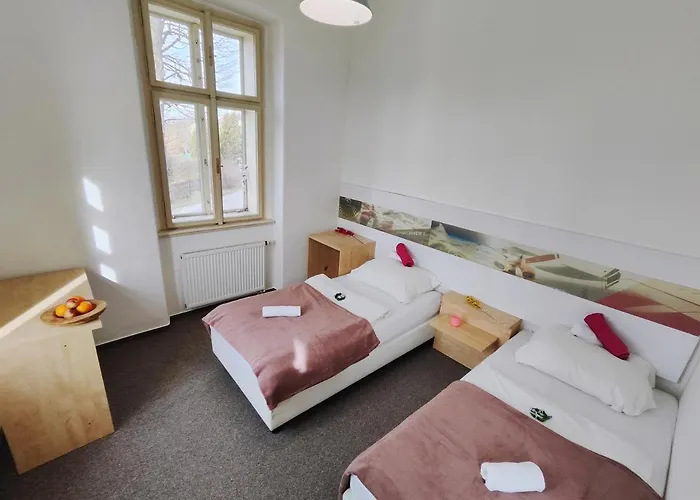 Stara Skola Otel *