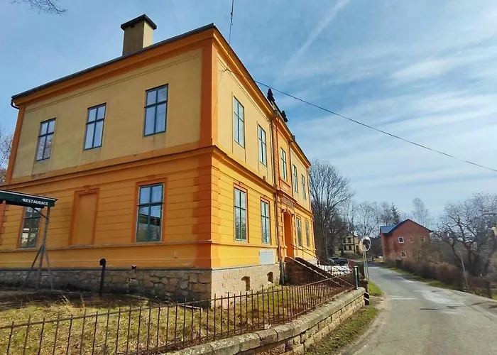 Otel Stara Skola