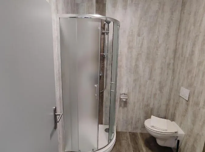 Stara Skola Otel *