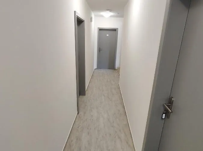 Otel Stara Skola *